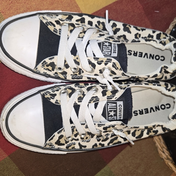 Leopard print Converse sz 7.5 - Picture 2 of 3